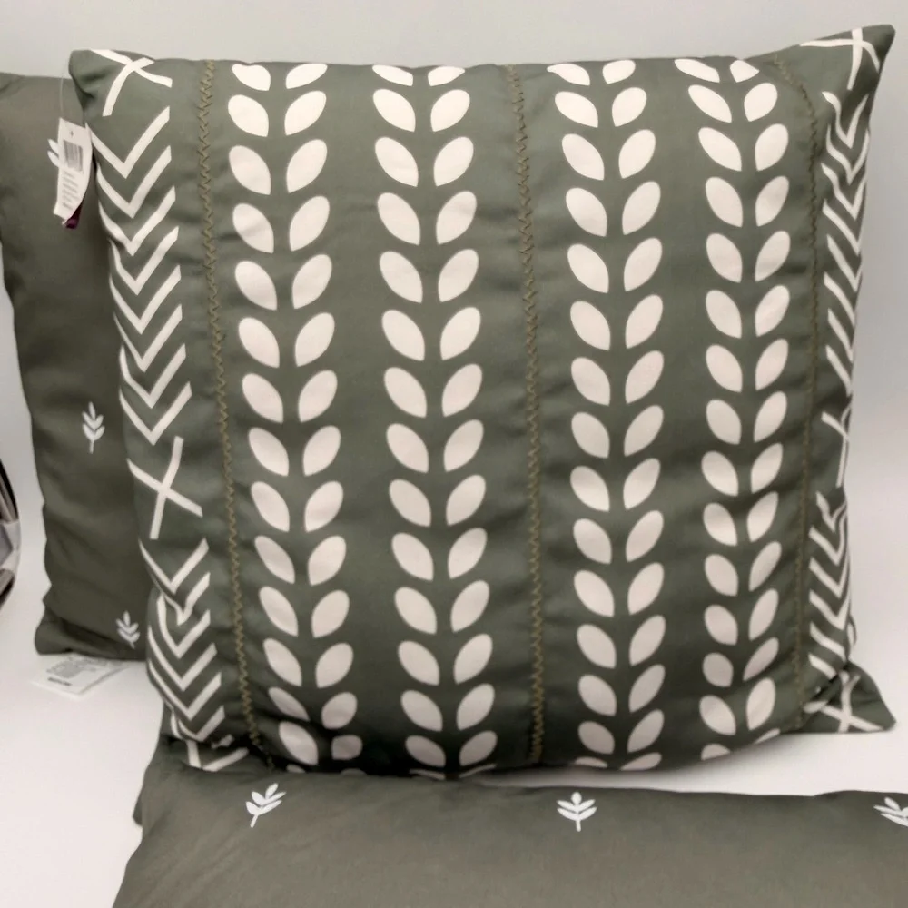 Set of 3 Green Decorative Throw Pillows with White Leaf Pattern